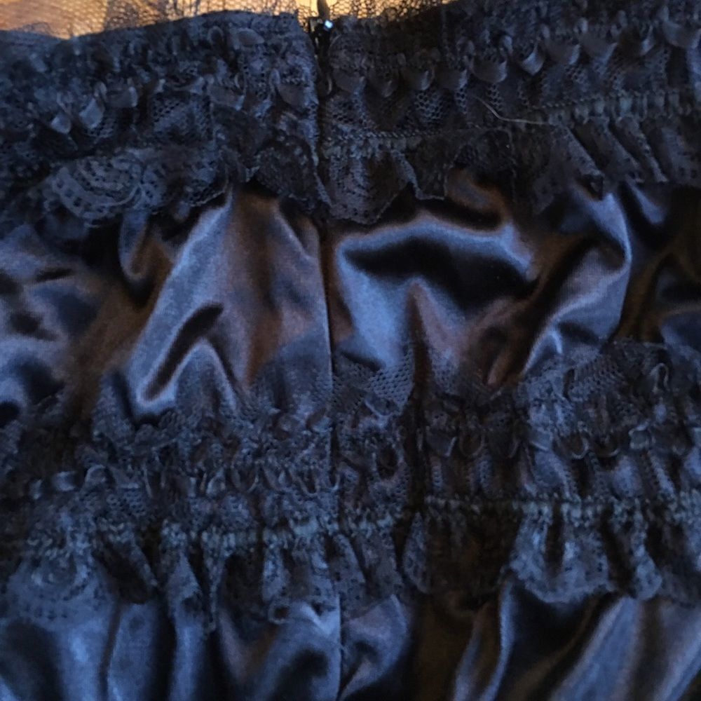 NWOT SEXY Bow Bandeau - Picture 3 of 8